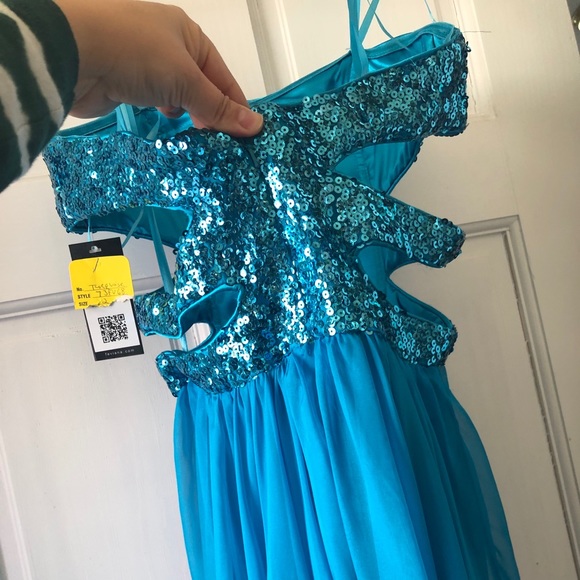 Long strapless dress - Picture 2 of 7